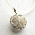 Moonstone necklace, Sterlin..